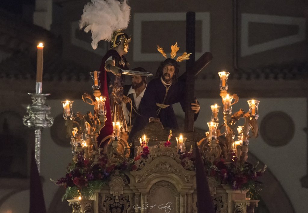 Misterio de N. P. Jesús Caído a su paso por Tribuna el Jueves Santo de 2023