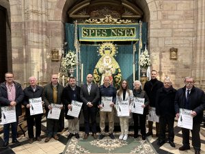 Lee más sobre el artículo Primera entrega de los agradecimientos a los cofrades con más de 25 años en el seno de la hermandad